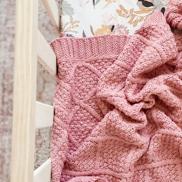 Snuggly Jacks Knitted Blanket Rose