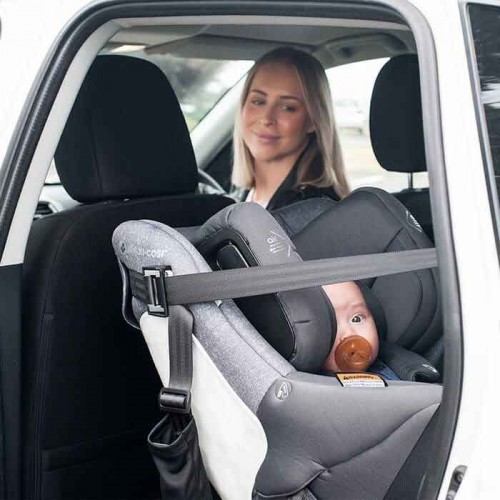 Maxi-Cosi-Vita-Pro-Nomad-Black-(4)-500x500 Maxi Cosi Mali Stroller & Vita Pro Car Seat Bundle - Image 13