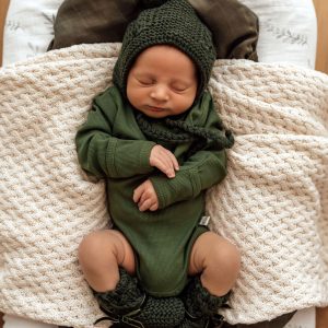 Snuggle Hunny Kids Merino Wool Bonnet & Booties Olive