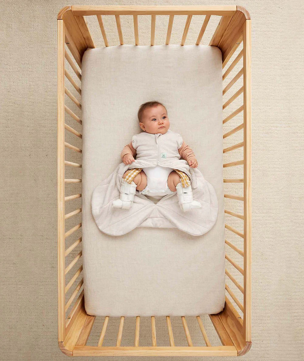 ergoPouch Cocoon Hip Harness Swaddle Bag 3.5 TOG 2 ergoPouch Cocoon Hip Harness Swaddle Bag 3.5 TOG - Image 2