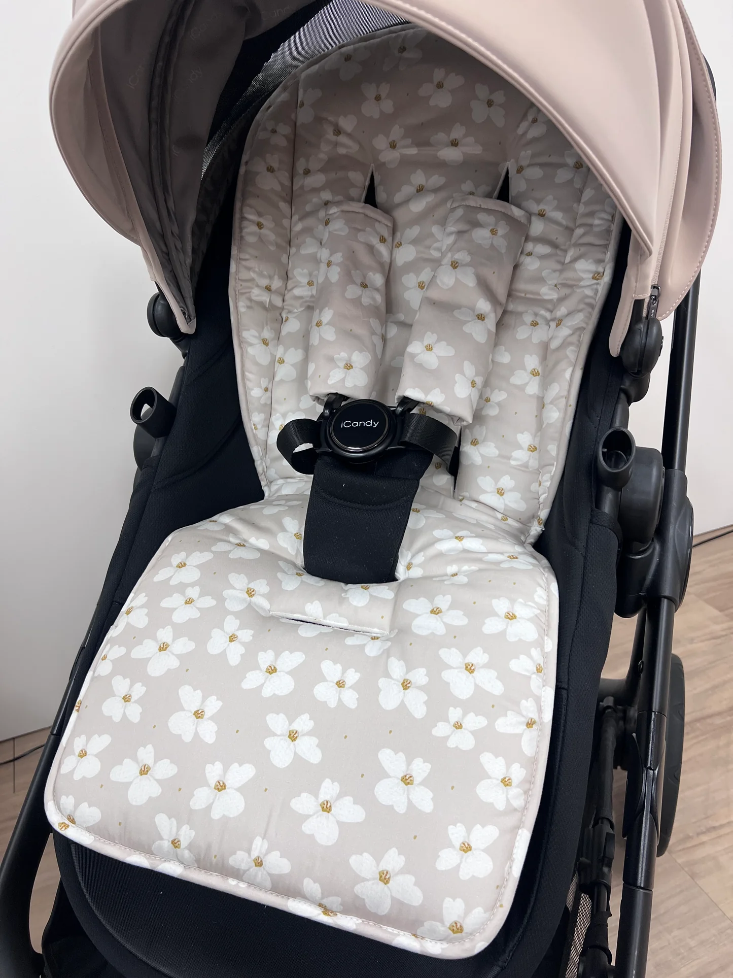 Cuddle Bug & Co Universal Pram Liner Lottie1 Cuddle Bug & Co Universal Pram Liner Lottie - Image 2