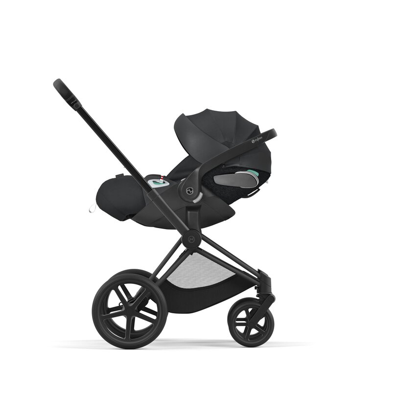 CYBEX PRIAM PRAM CHASSIS BLACK4 Cybex Priam Pram Matt Black Frame Midnight Blue Seat Pack Package - Floor Model - Image 5