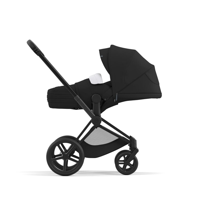CYBEX PRIAM PRAM CHASSIS BLACK5 Cybex Priam Pram Matt Black Frame Midnight Blue Seat Pack Package - Floor Model - Image 6