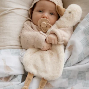 Pop Ya Tot Waddles the Goose Comforter