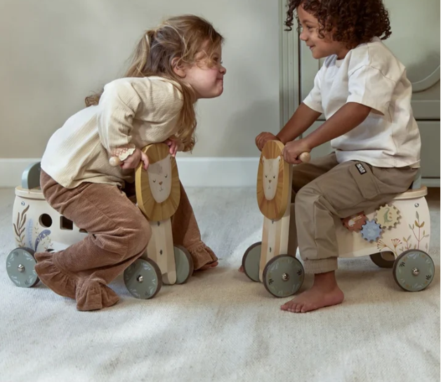 Screenshot 2026-09-15 093538 Little Dutch Ride-on Lion - Image 2